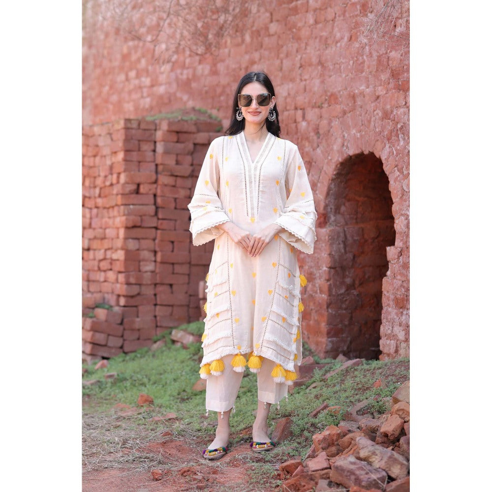 Mani Dua Khanna Saanjh Ivory Tassel Kurta with Pant (Set of 2)
