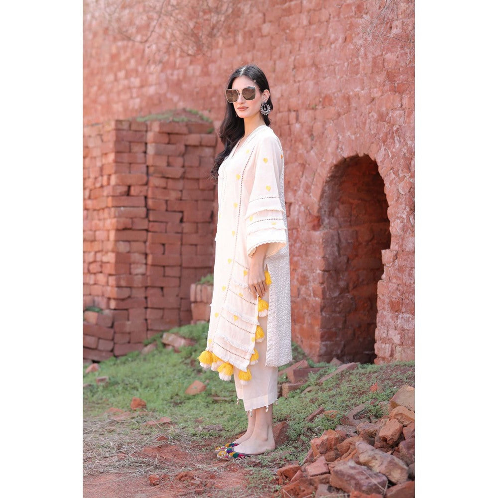 Mani Dua Khanna Saanjh Ivory Tassel Kurta with Pant (Set of 2)