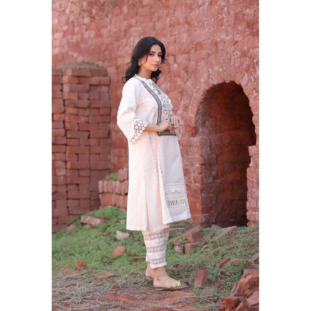 Mani Dua Khanna Ivory Thread Kurta with Pant (Set of 2)