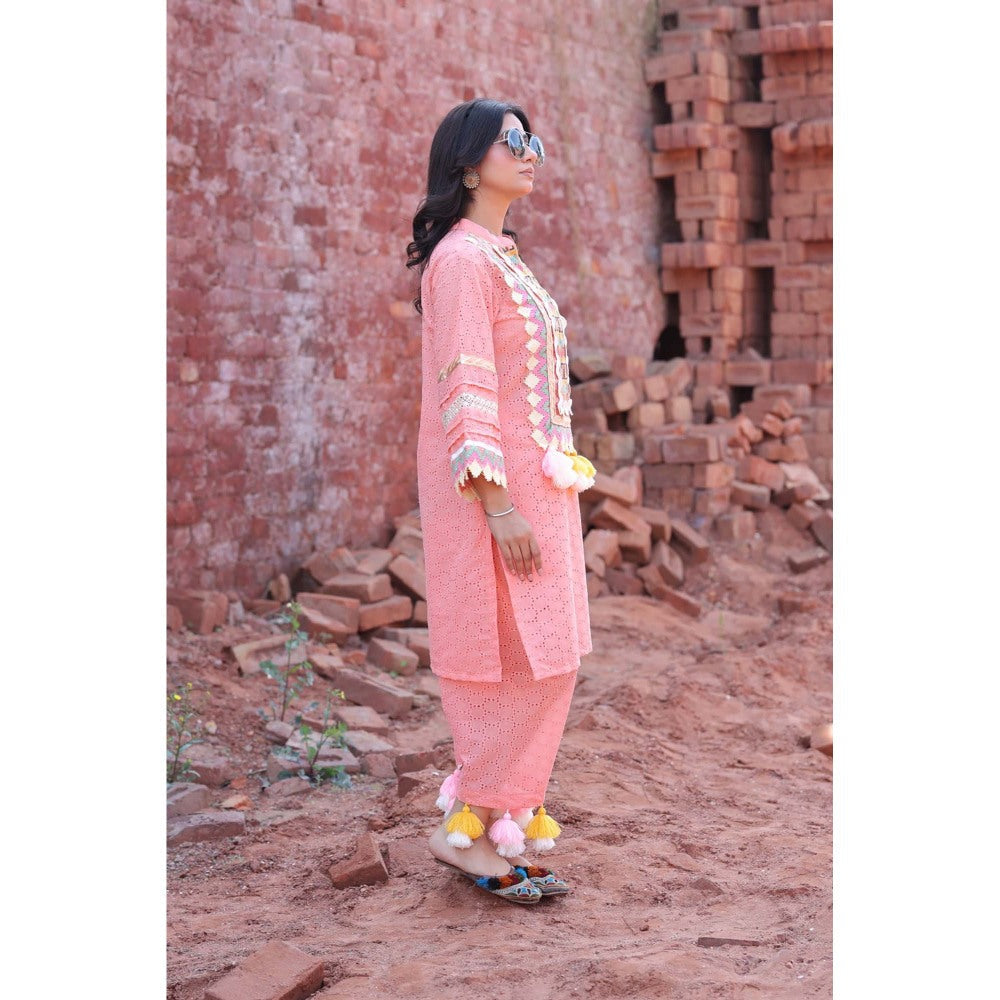 Mani Dua Khanna Peach Chikankari Mirror Kurta with Pant (Set of 2)