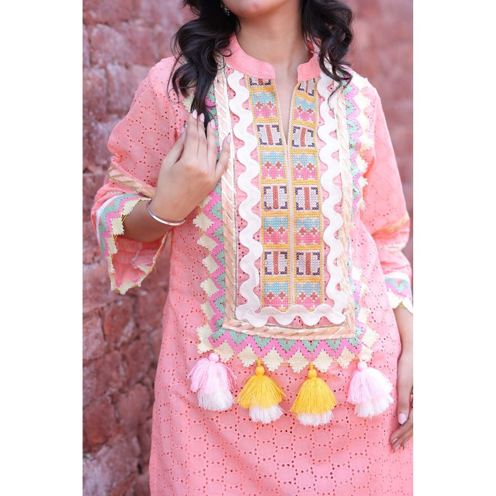 Mani Dua Khanna Peach Chikankari Mirror Kurta with Pant (Set of 2)