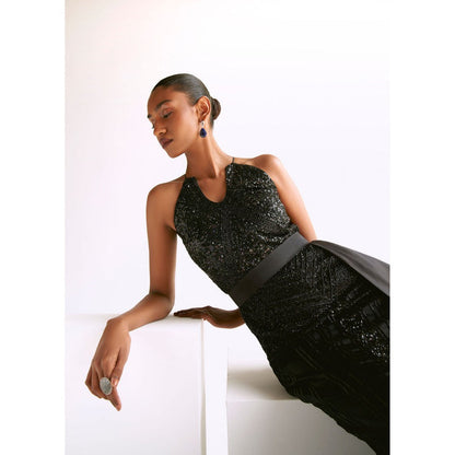 Manika Nanda Black Embellished Trumpet Gown With Detachable Belt (Set of 2)