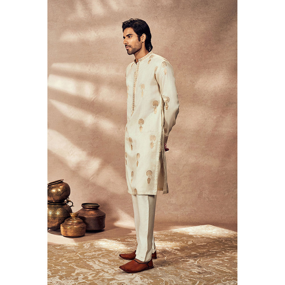 Masaba Ivory Traveller's Palm Jacquard Kurta