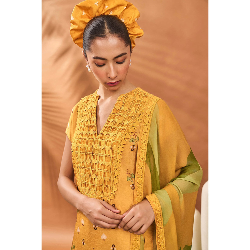 Masaba Yellow Spades Kurta with Pant and Dupatta (Set of 3)