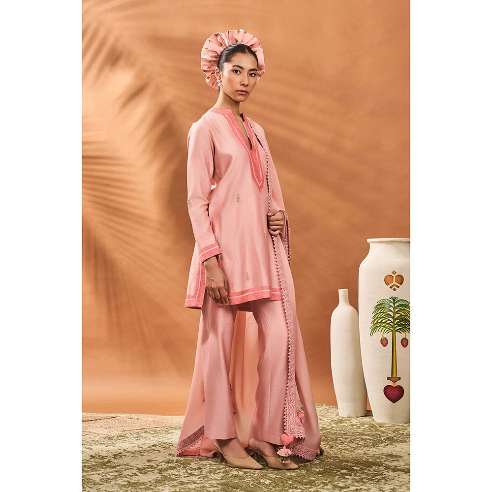 Masaba Pink Meadow Kurta with Pant and Dupatta (Set of 3)