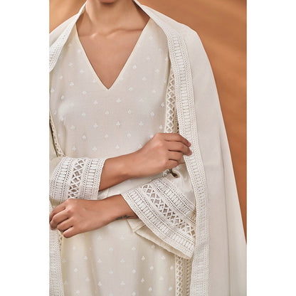 Masaba Ivory Kurta with Pant and Dupatta (Set of 3)