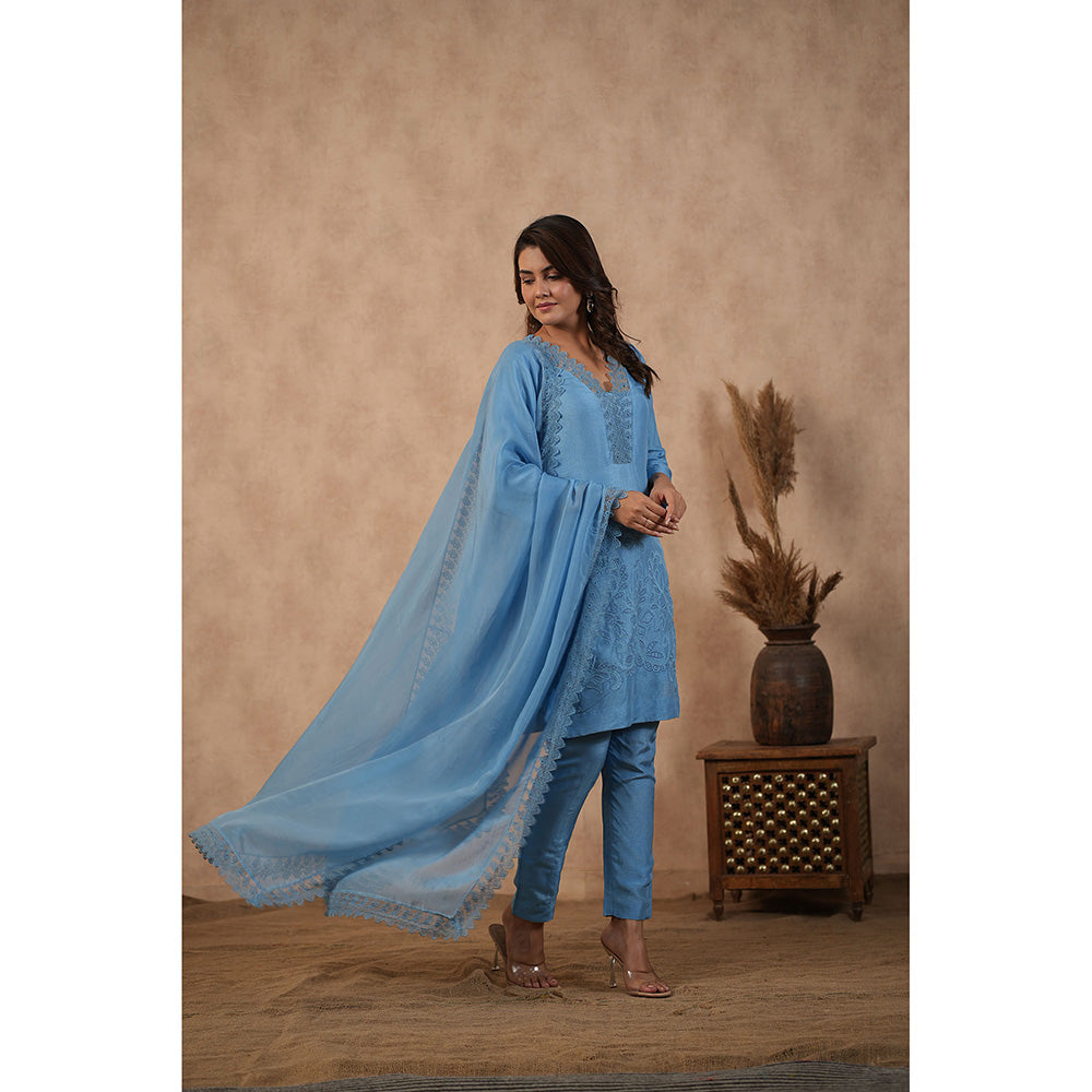 Masoomm Blue Embroidered Kurta with Pant and Dupatta (Set of 3)