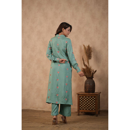 Masoomm Green Embroidered Kurta and Pant (Set of 2)