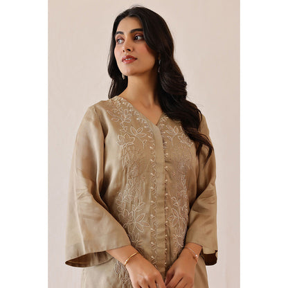 Masoomm Sage Green Lily Embroidered Kurta and Pant (Set of 2)