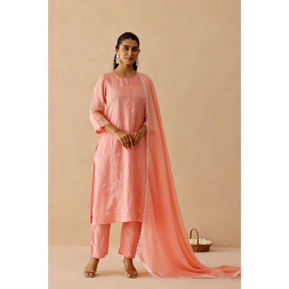 Masoomm Pink Calla Embroidered Kurta with Pant and Dupatta (Set of 3)