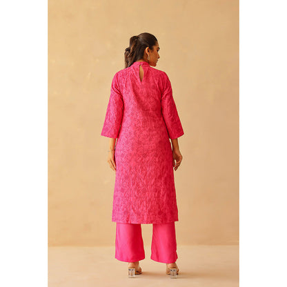 Masoomm Fuchsia Pink Embroidered Kurta and Pant (Set of 2)