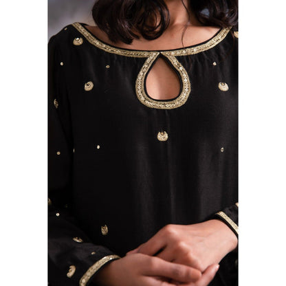 MEESA Siah Black Kurta (Set of 3)