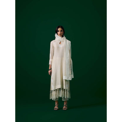 MEESA White Hand Embellished Chanderi Silk Kurta with Pant with Organza Dupatta (Set of 3)
