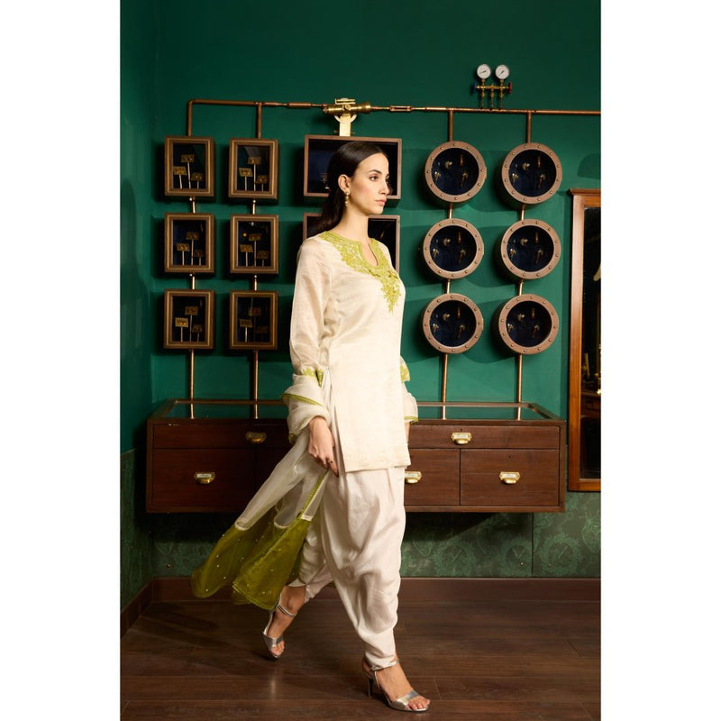 MEESA Beige Embroidered Chanderi Silk Kurta With Dhoti and Organza Dupatta (Set of 3)