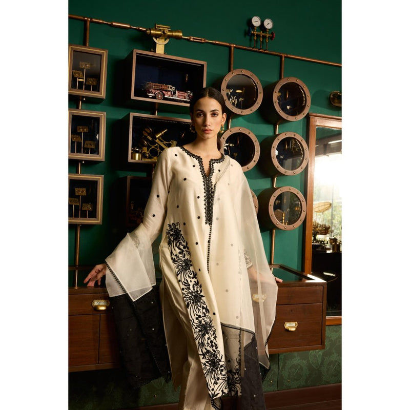 MEESA Beige Embroidered Chanderi Silk Kurta with Pant and Organza Dupatta (Set of 3)