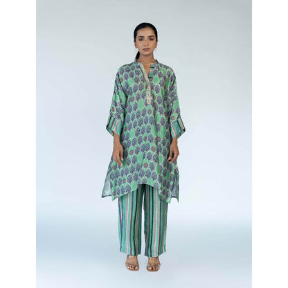 Meghna Panchmatia Blue Mughal Boota Co-Ord (Set of 2)