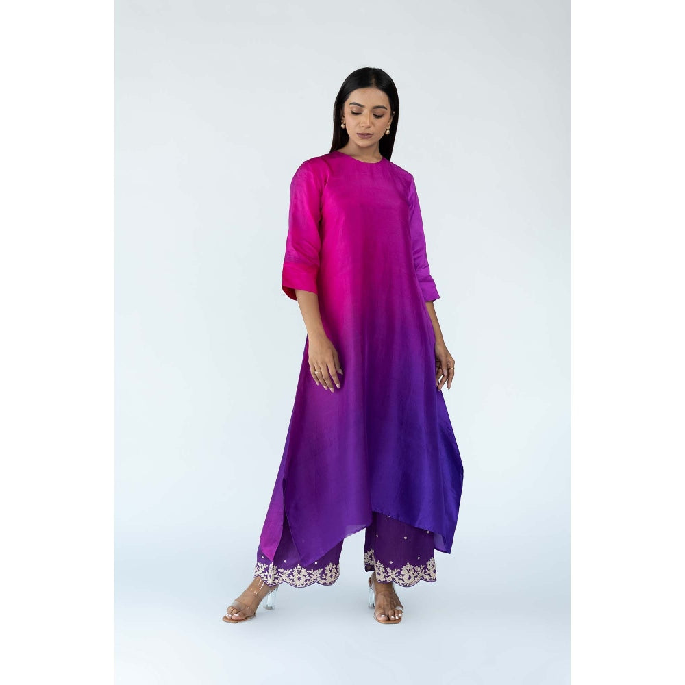 Meghna Panchmatia Burgundy Ombre Kurta with Bandhej Dupatta (Set of 2)