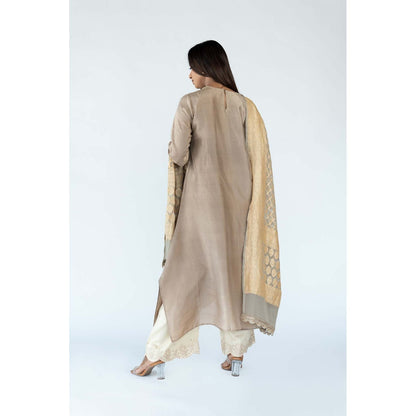 Meghna Panchmatia Beige Ombre Kurta with Bandhej Dupatta (Set of 2)