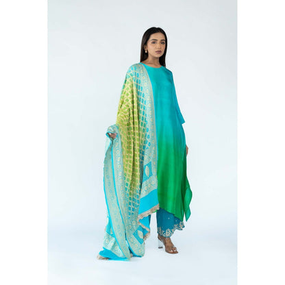 Meghna Panchmatia Green Peacock Ombre Kurta with Bandhej Dupatta (Set of 2)