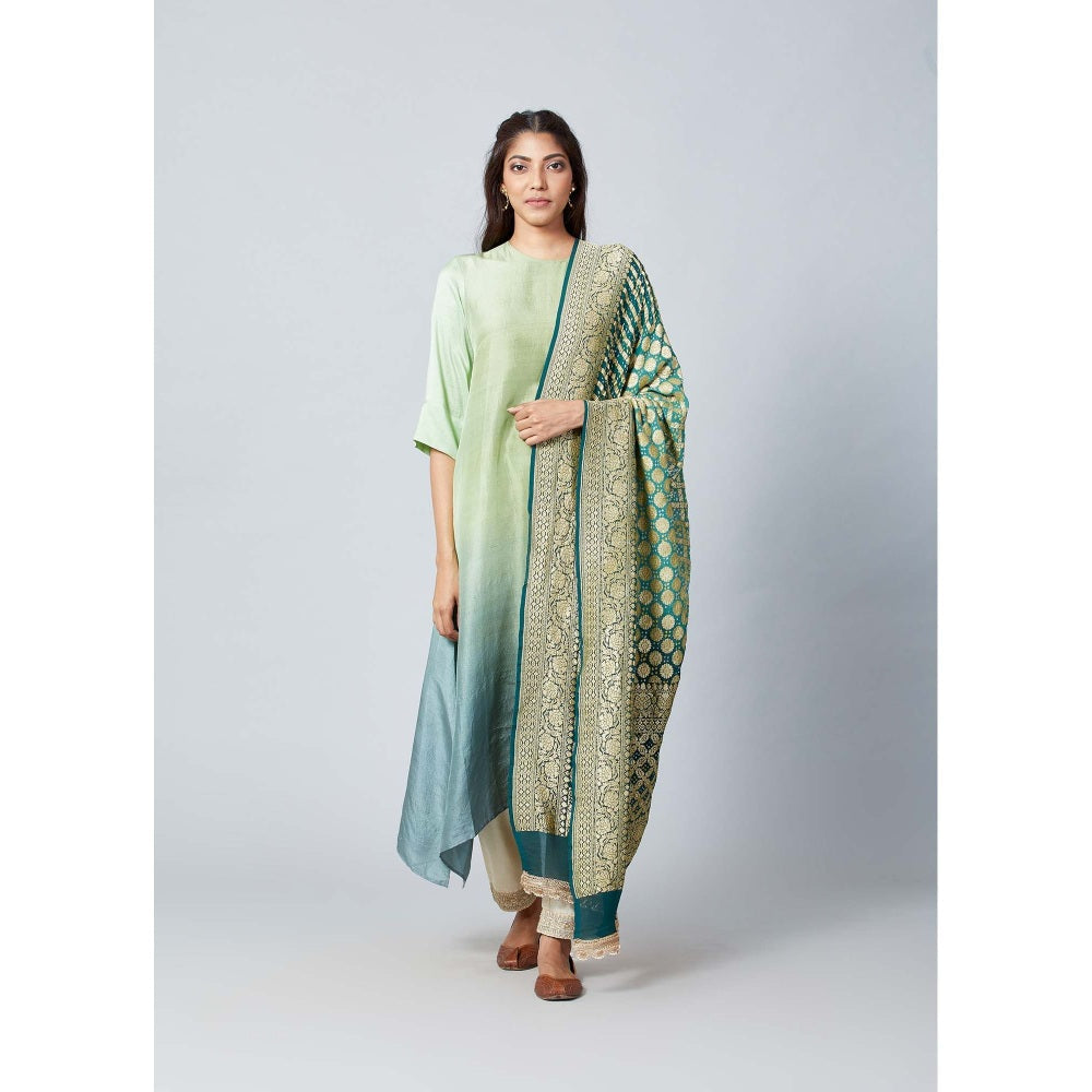 Meghna Panchmatia Pista Green Ombre Kurta with Bandhej Dupatta (Set of 2)