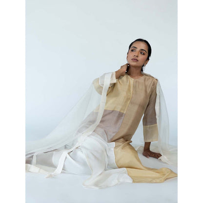 Meghna Panchmatia Ivory Ombre Kurta with Pants and Dupatta (Set of 3)