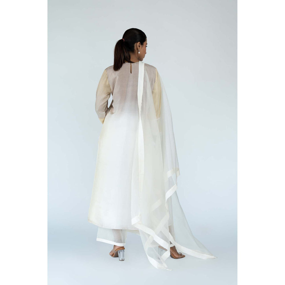 Meghna Panchmatia Ivory Ombre Kurta with Pants and Dupatta (Set of 3)