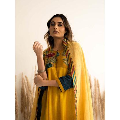 Meghna Panchmatia Yellow Kurta with Dupatta and Pant (Set of 3)