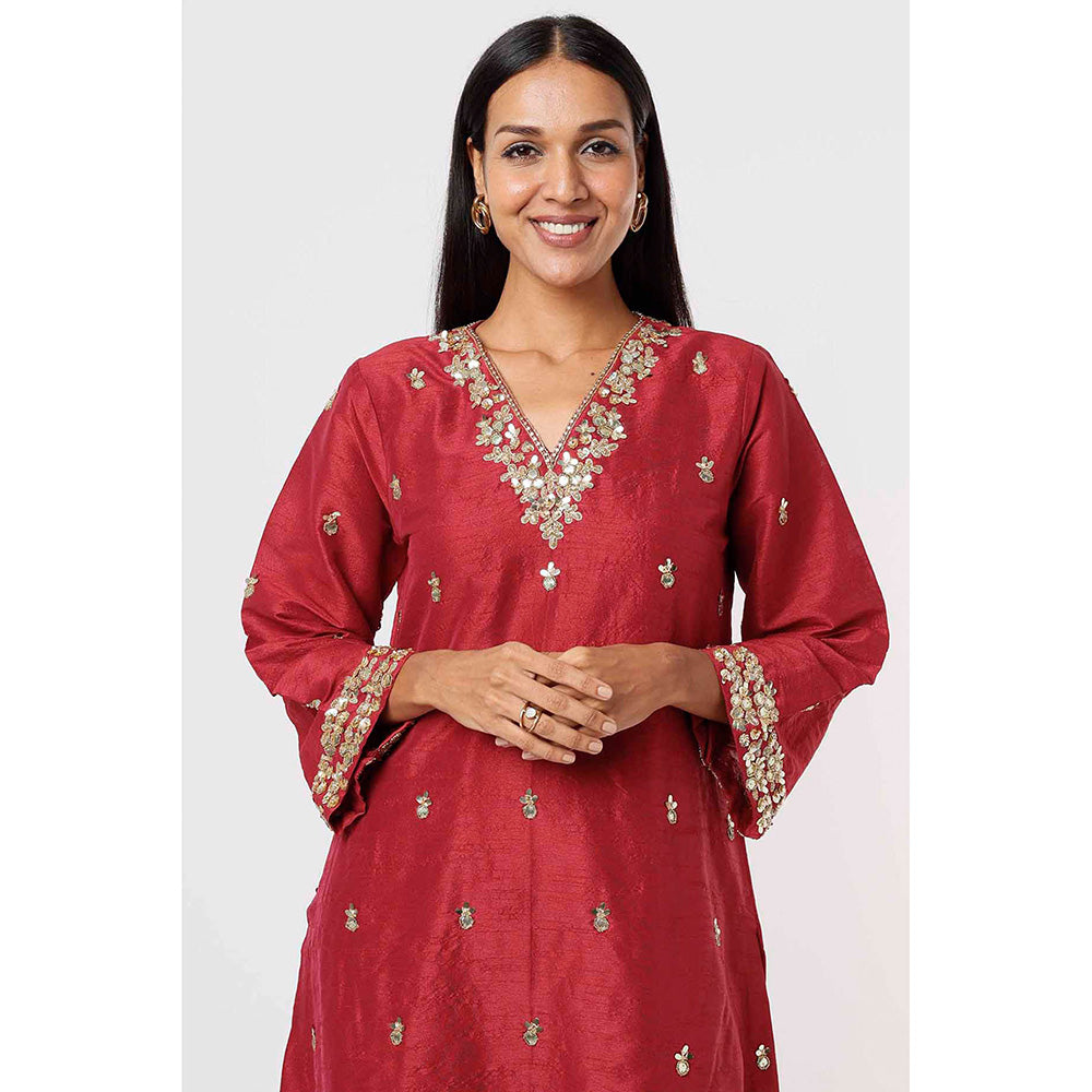 MEHAK MURPANA Raspberry Red Kurta and Pant (Set of 2)