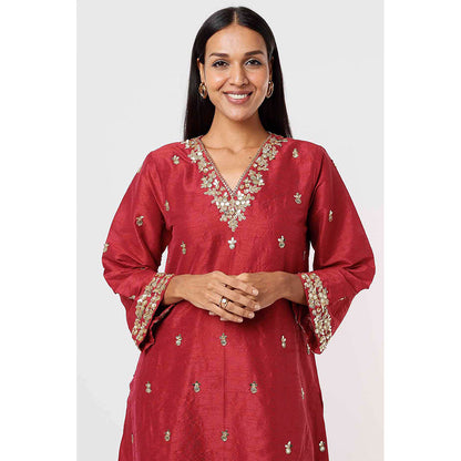 MEHAK MURPANA Raspberry Red Kurta and Pant (Set of 2)