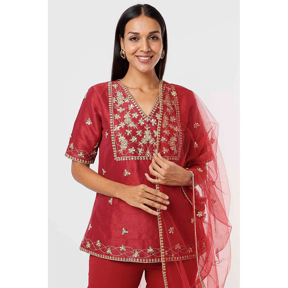 MEHAK MURPANA Raspberry Kurta and Sharara with Dupatta (Set of 3)