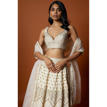 MEHAK MURPANA Ivory Embroidered Lehenga with Stitched Blouse And Dupatta (Set of 3)