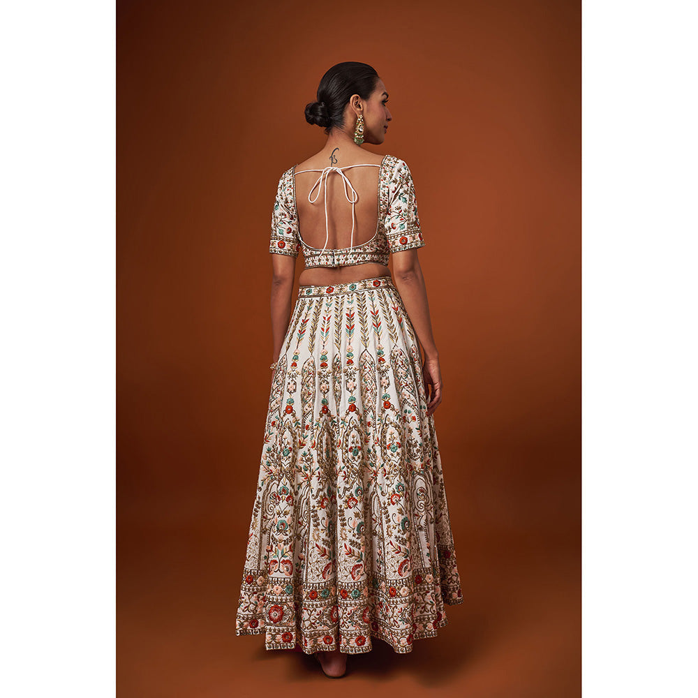 MEHAK MURPANA Ivory Embroidered Lehenga with Stitched Blouse And 2 Dupatta (Set of 4)