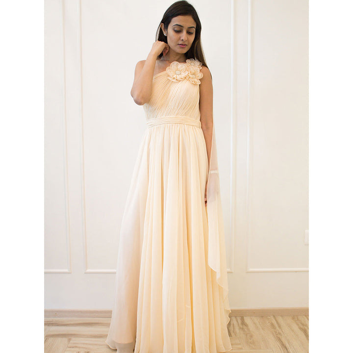 Malika Gupta Peach Kate Gown