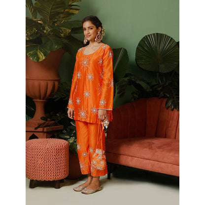 Midushi Bajoria Silk Chanderi with Hand Embellishment In Star Pattern Co-Ord (Set of 2)