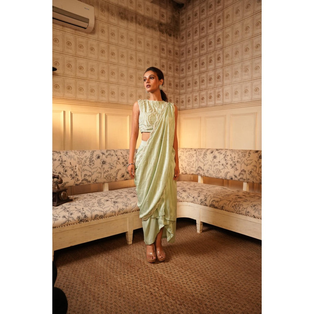 Midushi Bajoria Green Tt Drape Skirt with Blouse and De-Attached Dupatta (Set of 3)