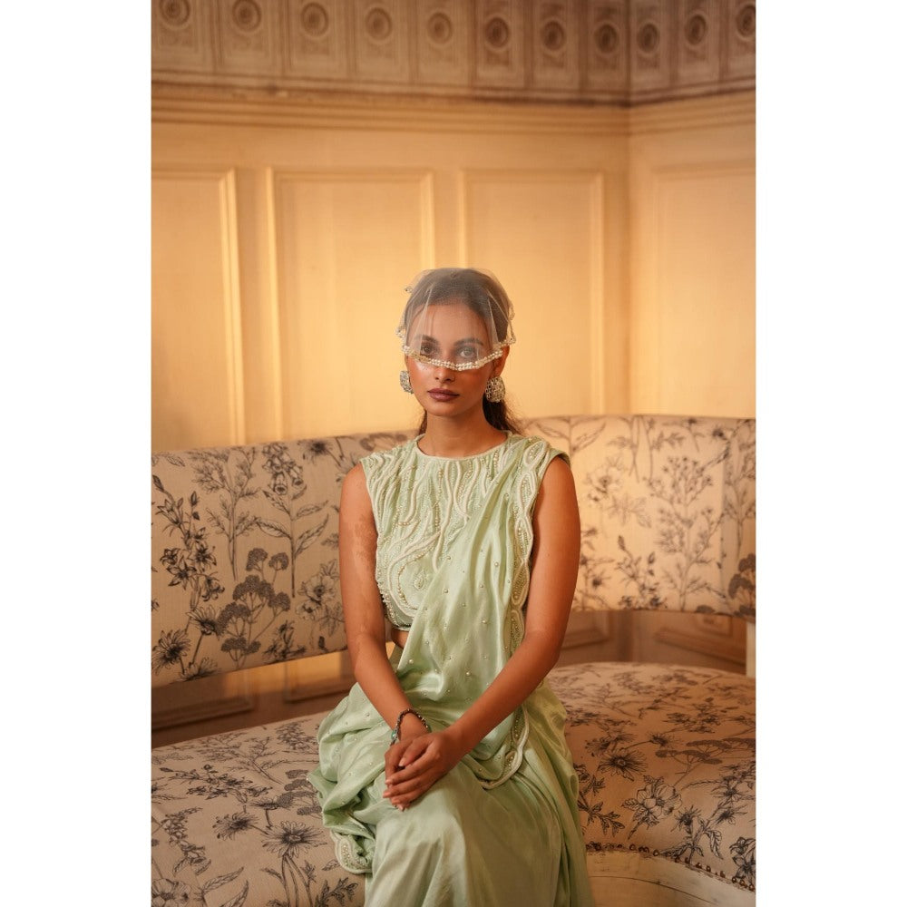 Midushi Bajoria Green Tt Drape Skirt with Blouse and De-Attached Dupatta (Set of 3)