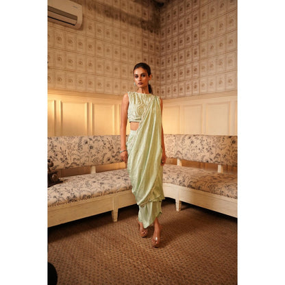 Midushi Bajoria Green Tt Drape Skirt with Blouse and De-Attached Dupatta (Set of 3)