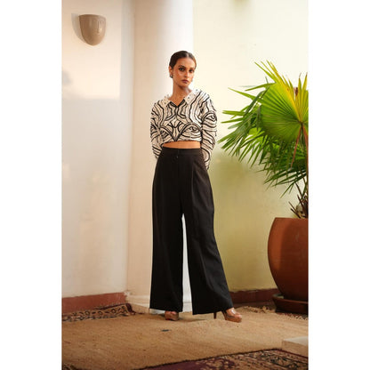 Midushi Bajoria Tt White with Black Pearl Crop Top with Pant (Set of 2)