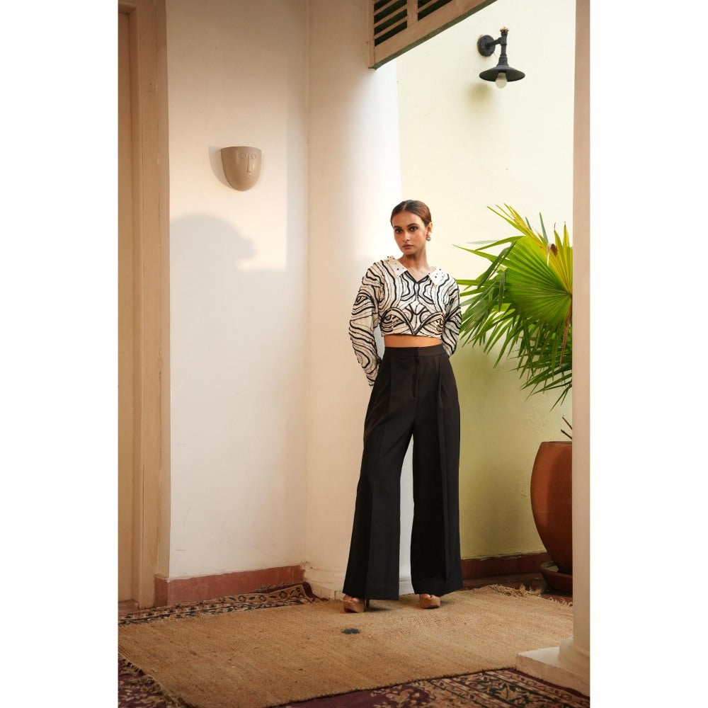 Midushi Bajoria Tt White with Black Pearl Crop Top with Pant (Set of 2)
