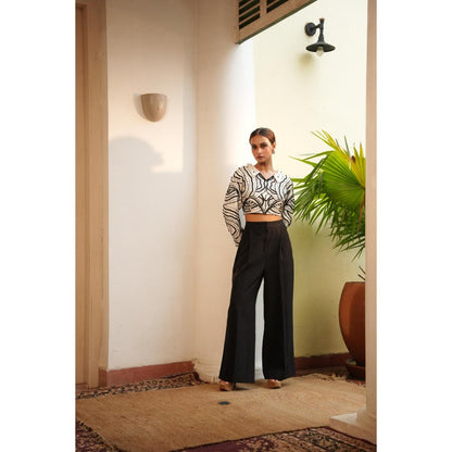 Midushi Bajoria Tt White with Black Pearl Crop Top with Pant (Set of 2)