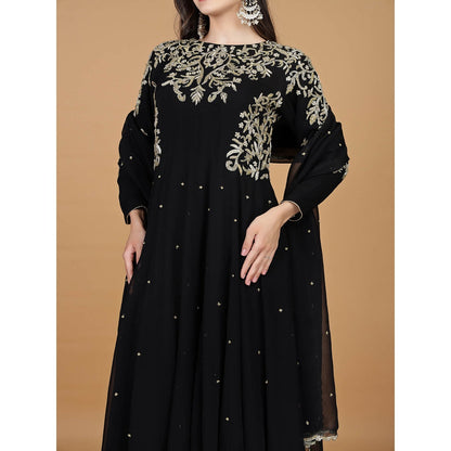 MILU MADAN Black Georgette Dabka Kat dana Work Anarkali Dupatta with Dupatta