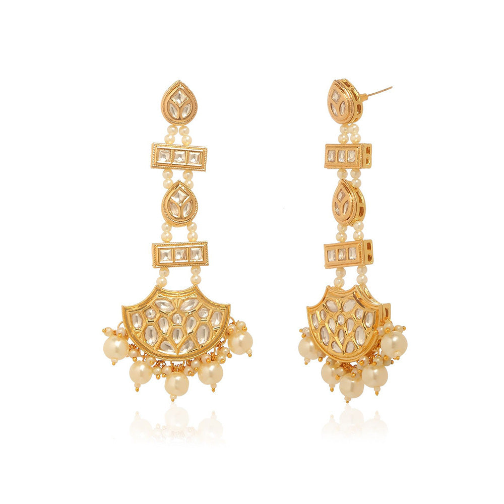MINAKI Gold Jewellery Maang Tikka and Earrings