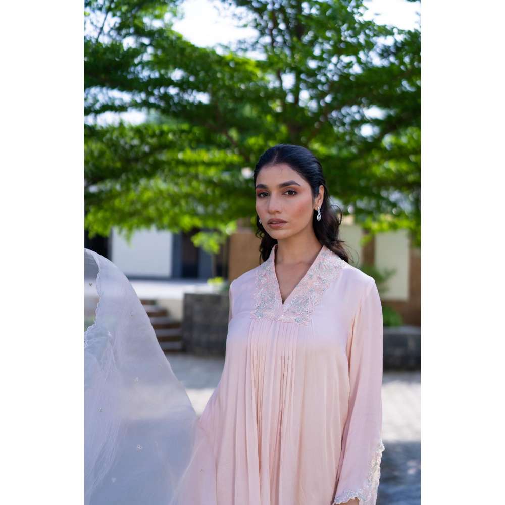 MINSH Rose Pink Kurta With Pant And Dupatta (Set of 3)