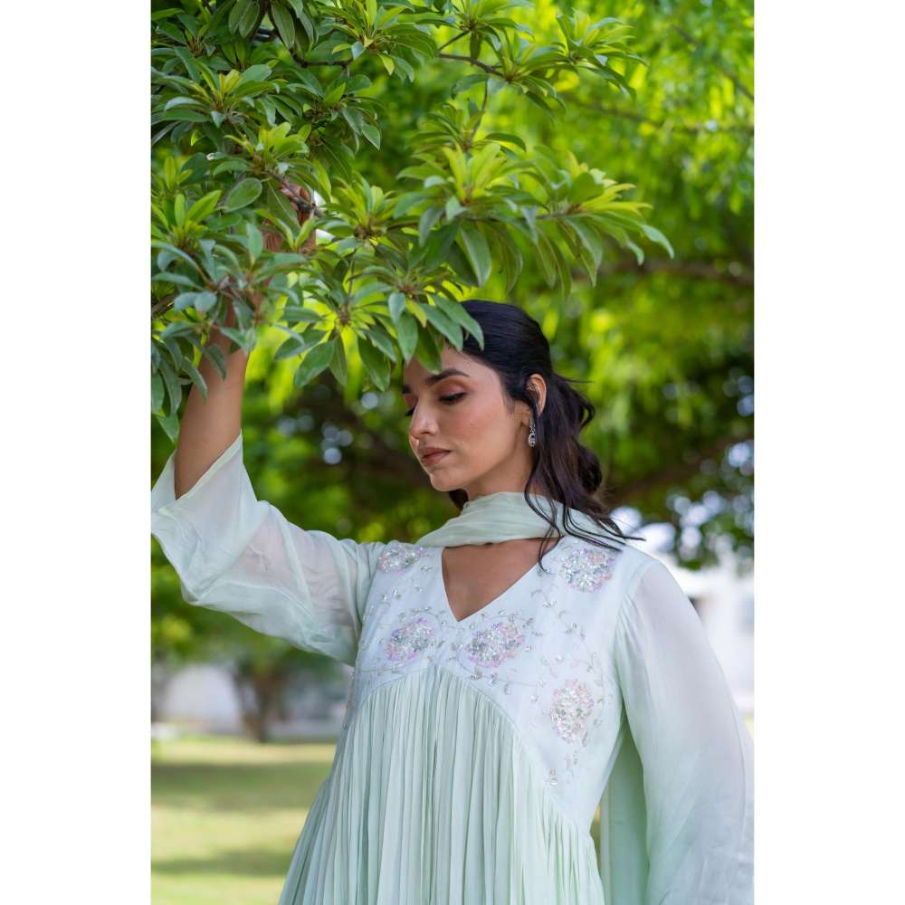 MINSH Amber Ombre Green Anarkali Kurta With Pant And Dupatta (Set of 3)