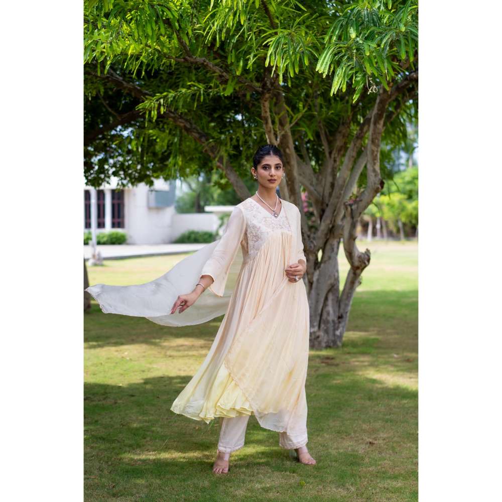 MINSH Citrine Ombre Beige Anarkali Kurta With Pant And Dupatta (Set of 3)