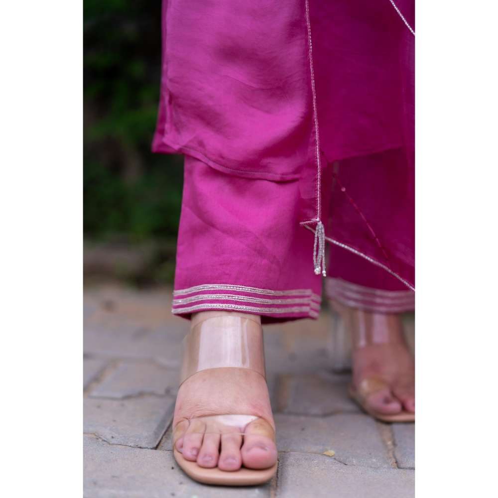 MINSH Cerise Purple Kurta With Pant And Dupatta (Set of 3)