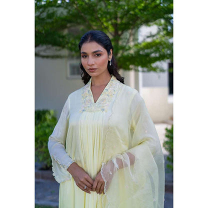 MINSH Primrose Yellow Kurta With Pant And Dupatta (Set of 3)