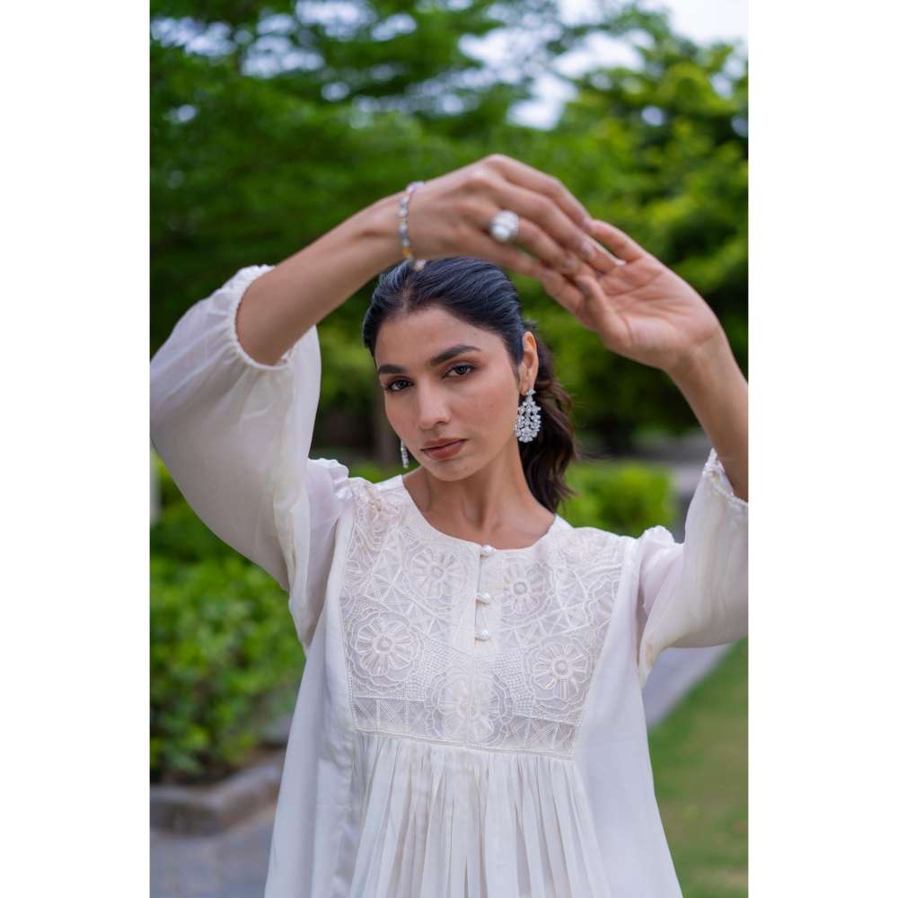 MINSH Pristine White Kurti With Palazzo (Set of 2)