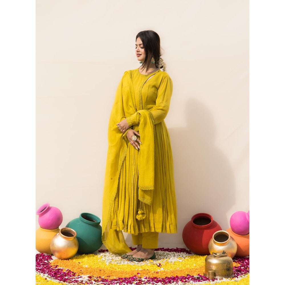 MITHI SUPARI Lime Gulmohar Angarkha Kurta with Pant and Dupatta (Set of 3)