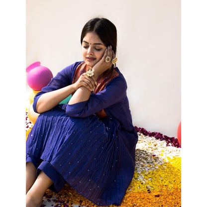 MITHI SUPARI Navy Blue Barcode Yoke Kurta with Pant (Set of 2)